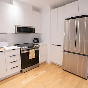  Apartment Beautifully Renovated 3br Downtown 2min To Metro Canada