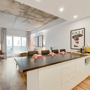 Initial - Vogue Hc - Vieux-limoilou Apartment